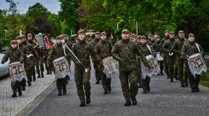 Uroczyste Obchody 20. Rocznicy Wstąpienia Polski do Unii Europejskiej z Udziałem Żołnierzy Ośrodka Reprezentacyjnego Wojsk Obrony Terytorialnej.