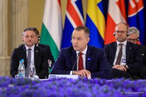 [VIDEO] Szczyt B9. Prezydent Karol Nawrocki: Jedność jest naszą największą siłą