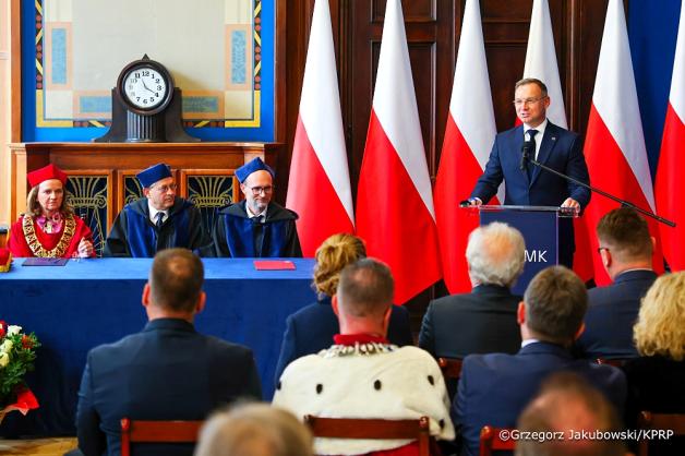 [VIDEO] Prezydent RP zainaugurował nowy rok akademicki w Szkole Głównej Mikołaja Kopernika